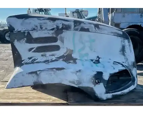 MACK CXU613 Hood