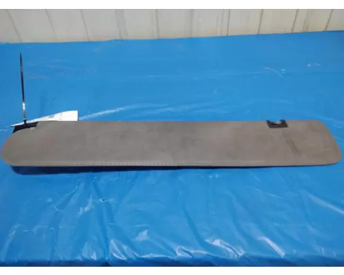 MACK CXU613 INTERIOR SUN VISOR