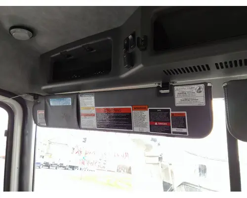 MACK CXU613 INTERIOR SUN VISOR