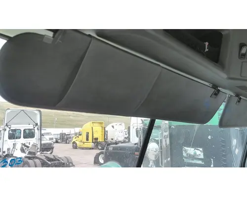 MACK CXU613 INTERIOR SUN VISOR