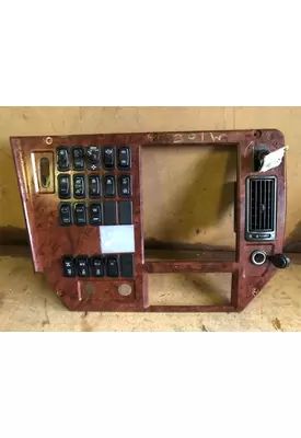 MACK CXU613 Instrument Cluster