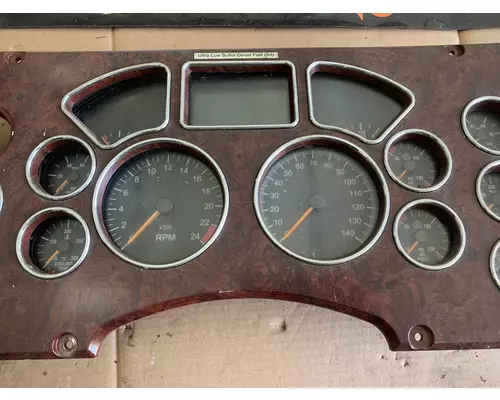 MACK CXU613 Instrument Cluster