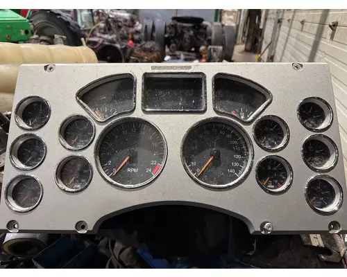 MACK CXU613 Instrument Cluster