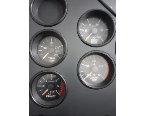 MACK CXU613 Instrument Cluster