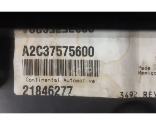 MACK CXU613 Instrument Cluster