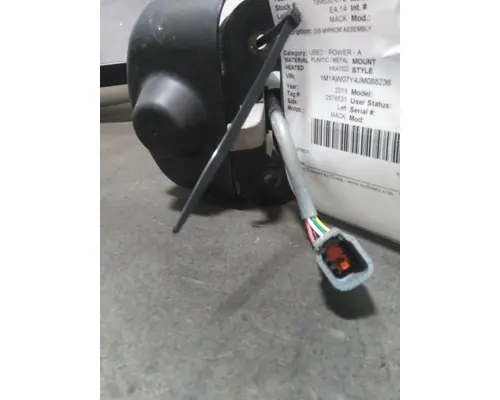 MACK CXU613 MIRROR ASSEMBLY CABDOOR