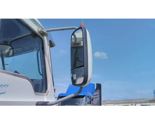 MACK CXU613 MIRROR ASSEMBLY CABDOOR