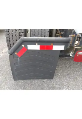 MACK CXU613 MUD FLAP HANGER