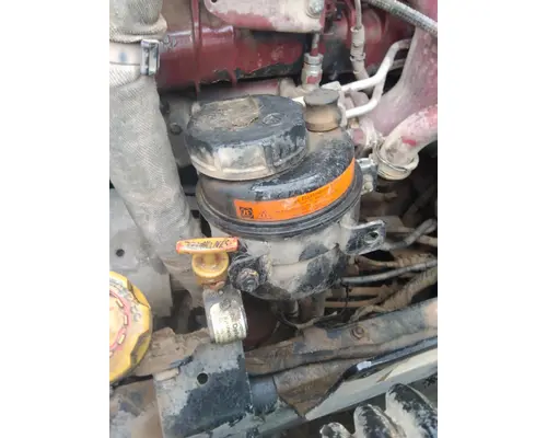MACK CXU613 POWER STEERING RESERVOIR