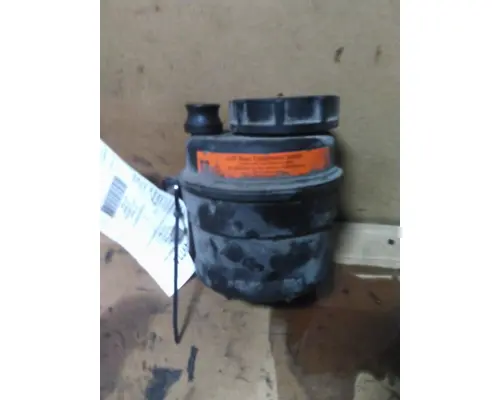 MACK CXU613 POWER STEERING RESERVOIR