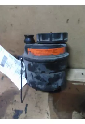 MACK CXU613 POWER STEERING RESERVOIR