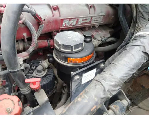 MACK CXU613 POWER STEERING RESERVOIR