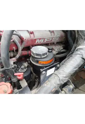 MACK CXU613 POWER STEERING RESERVOIR