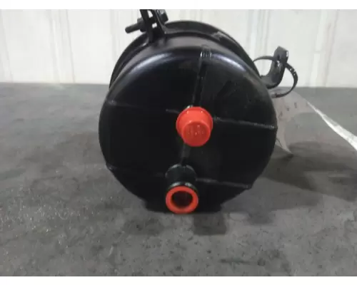 MACK CXU613 POWER STEERING RESERVOIR