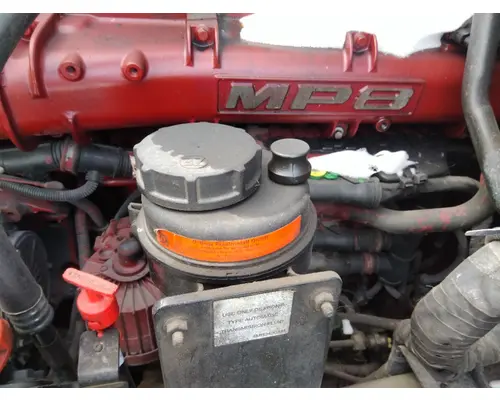 MACK CXU613 POWER STEERING RESERVOIR