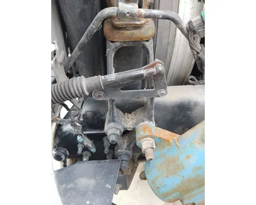 MACK CXU613 RADIATOR BRACKET