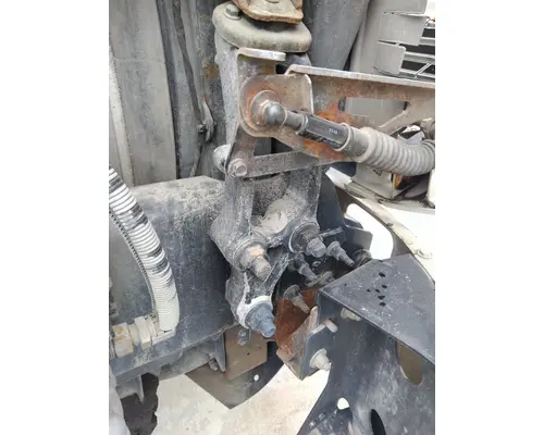 MACK CXU613 RADIATOR BRACKET