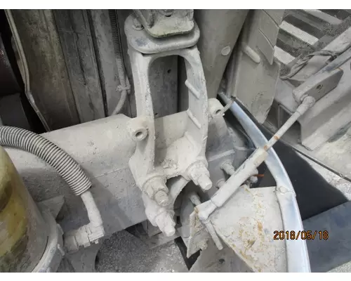 MACK CXU613 RADIATOR BRACKET