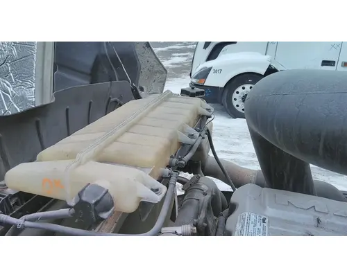 MACK CXU613 RADIATOR OVERFLOW TANK