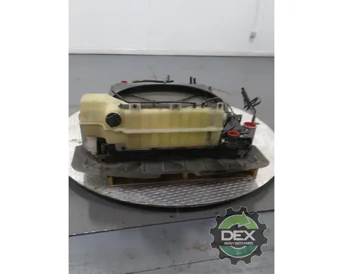 MACK CXU613 Radiator