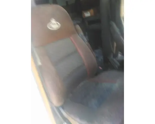 MACK CXU613 SEAT, FRONT