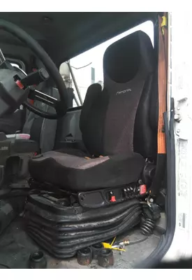 MACK CXU613 SEAT, FRONT