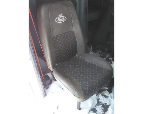 MACK CXU613 SEAT, FRONT
