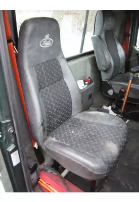 MACK CXU613 SEAT, FRONT