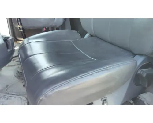MACK CXU613 SEAT, FRONT