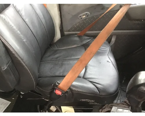 MACK CXU613 SEAT, FRONT