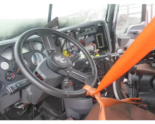 MACK CXU613 STEERING COLUMN