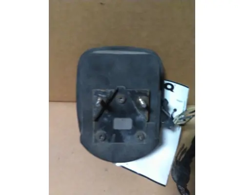 MACK CXU613 STOP TURN TAIL LAMP
