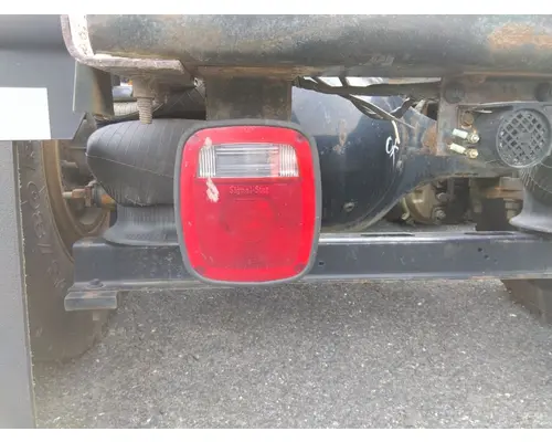 MACK CXU613 STOP TURN TAIL LAMP