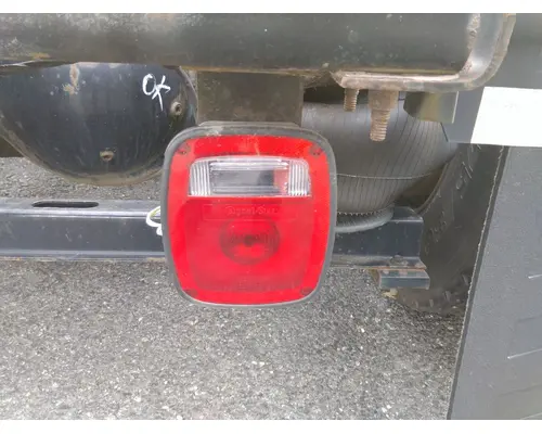 MACK CXU613 STOP TURN TAIL LAMP