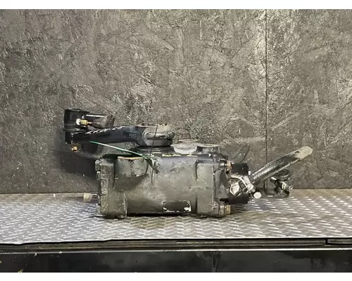 MACK CXU613 Steering GearRack