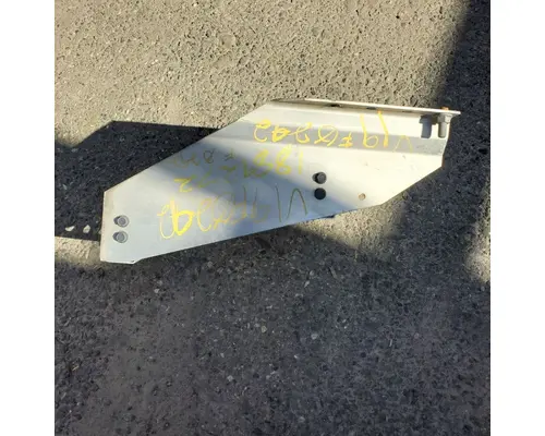 MACK CXU613 Strut
