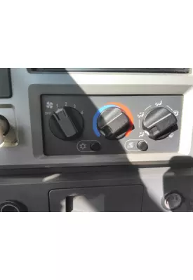 MACK CXU613 TEMPERATURE CONTROL