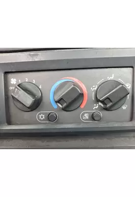 MACK CXU613 TEMPERATURE CONTROL