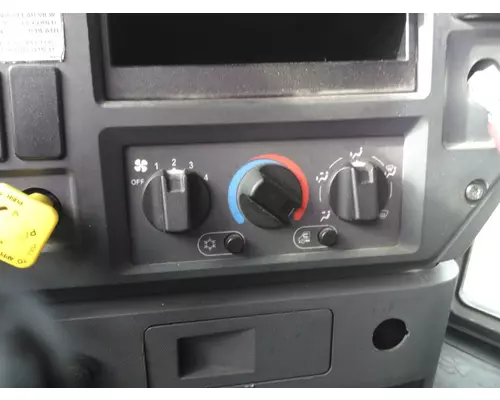 MACK CXU613 TEMPERATURE CONTROL