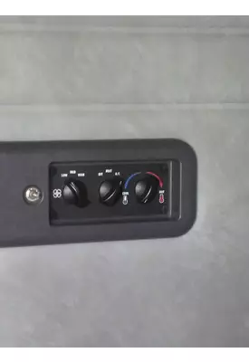 MACK CXU613 TEMPERATURE CONTROL