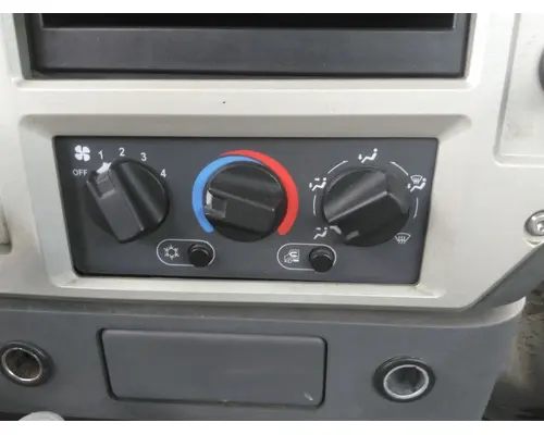 MACK CXU613 TEMPERATURE CONTROL