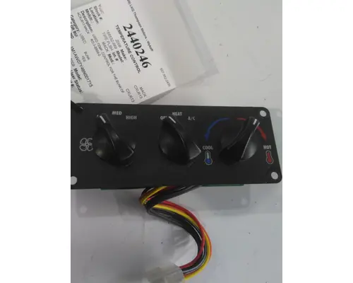 MACK CXU613 TEMPERATURE CONTROL