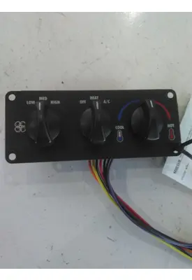 MACK CXU613 TEMPERATURE CONTROL