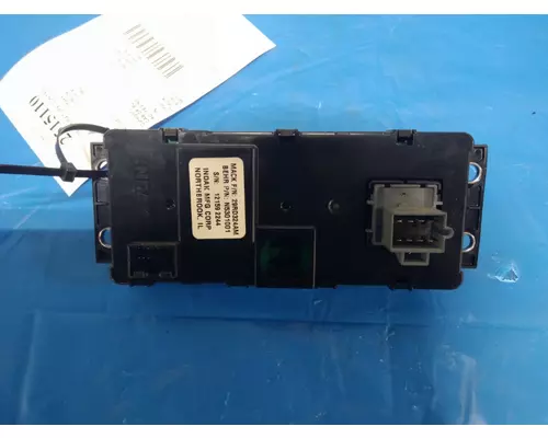 MACK CXU613 TEMPERATURE CONTROL