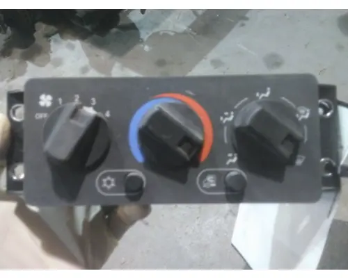 MACK CXU613 TEMPERATURE CONTROL