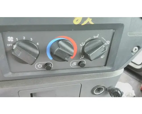 MACK CXU613 TEMPERATURE CONTROL