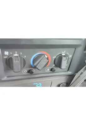 MACK CXU613 TEMPERATURE CONTROL