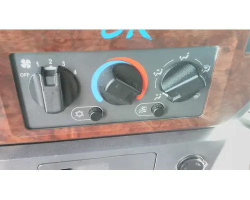 MACK CXU613 TEMPERATURE CONTROL