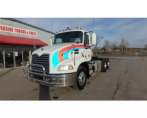 MACK CXU613 Used Trucks