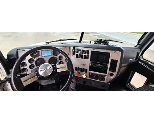 MACK CXU613 Used Trucks